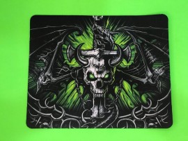 MOUSE PAD GAMER  ANTIDERRAPANTE TECIDO E BORRACHA ESTAMPADO TAM:  PEQUENO 18 X 22CM   - EXBOM 