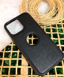 CAPA EXECUTIVO  IPHONE 14 PRO COURO NA COR PRETA 